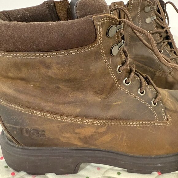 UGG | Biltmore Mid Boot Plain Toe with Sheepskin Insoles | Brown | US 11 - Picture 2 of 9